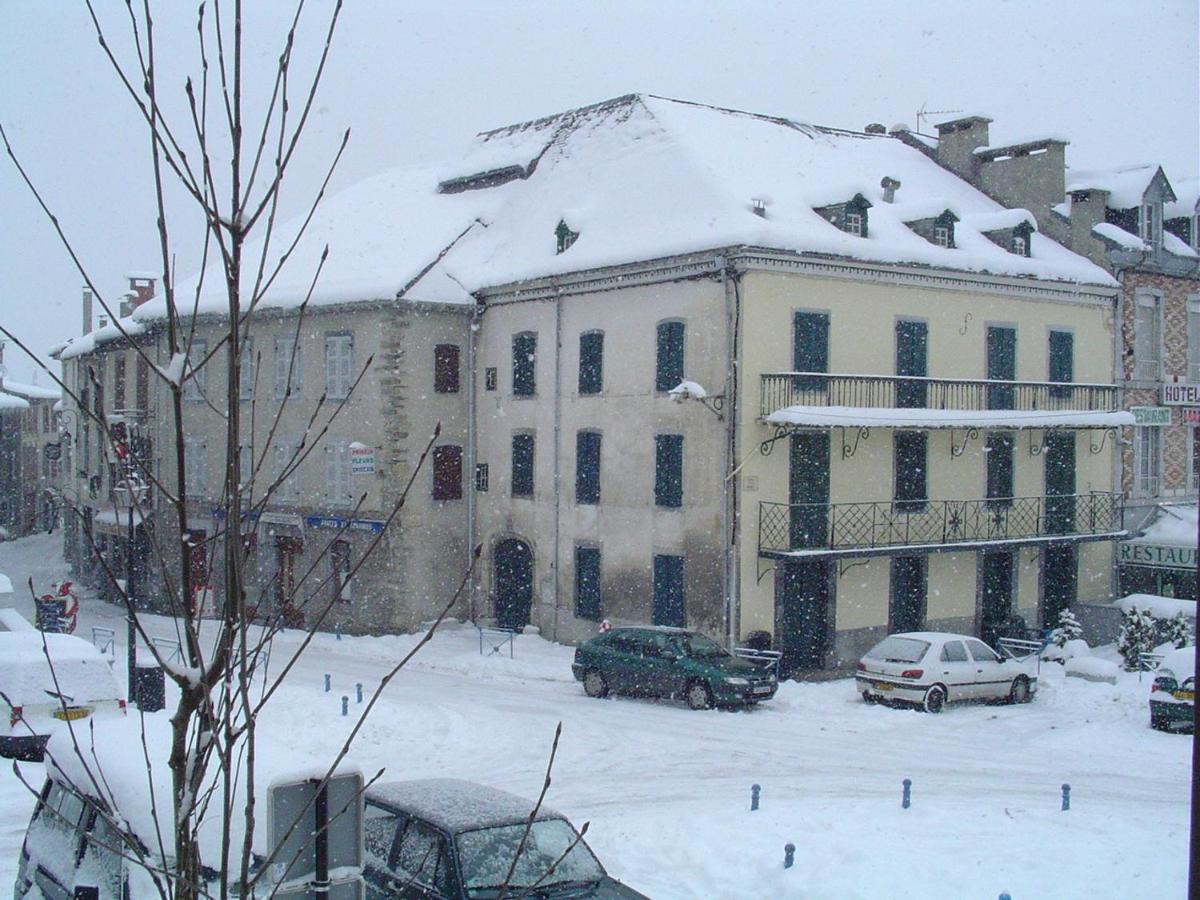 Ferienwohnung Marie Maxi 2 Adultes Et 2 Enfants - Linge Toilette Et Literie Et Menage Inclus Dans Le Tarif Laruns Exterior foto